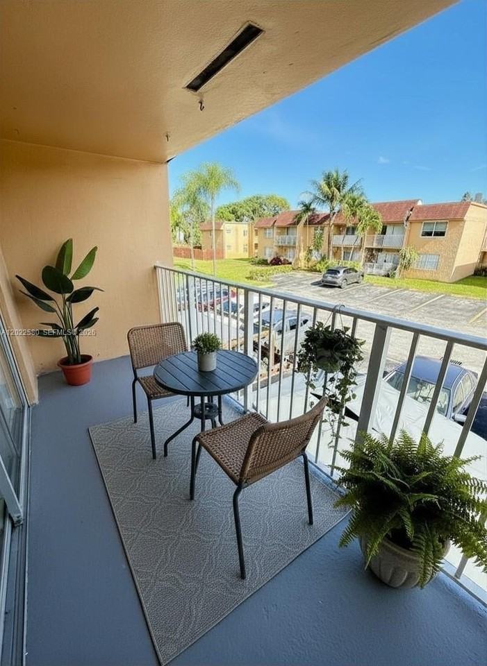 9970 Sw 88th St #914-9 - Photo 5 of 14