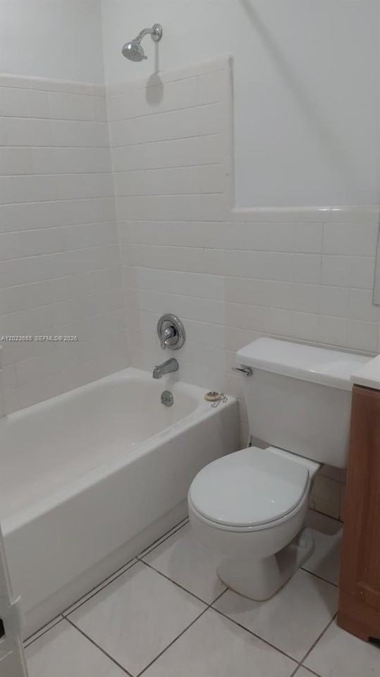 5420 Nw 11th St #307 - Photo 3 of 5