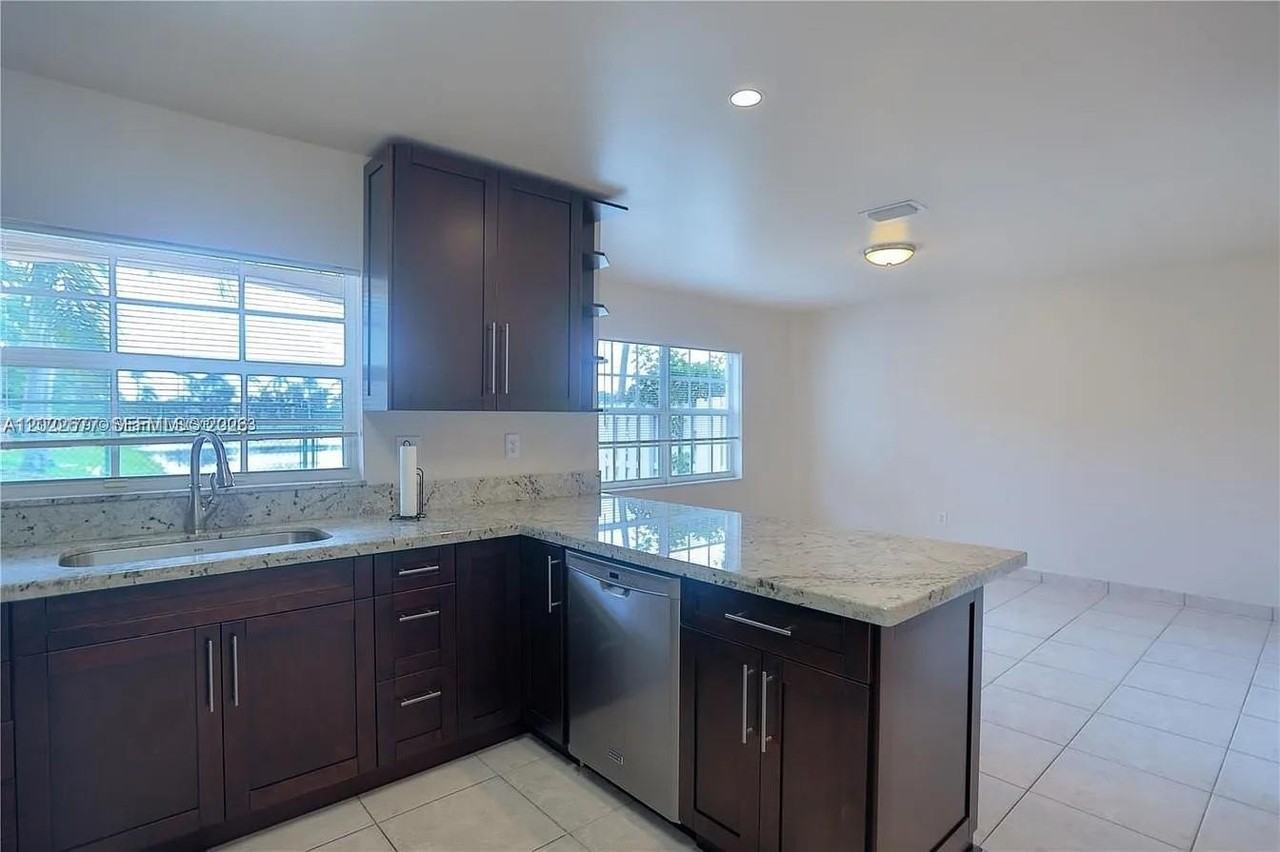 15870 Sw 69th Ln - Photo 6 of 16
