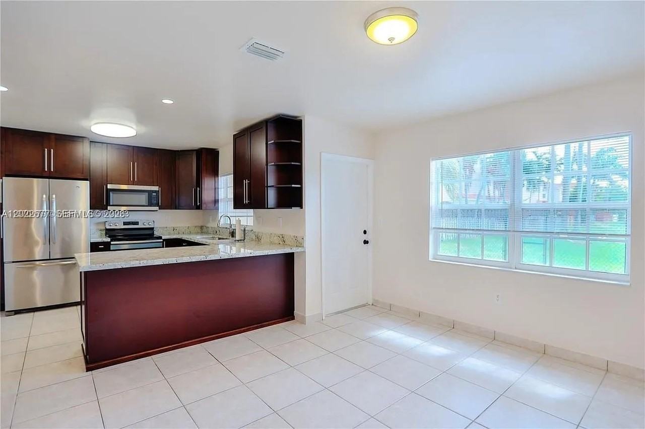 15870 Sw 69th Ln - Photo 7 of 16