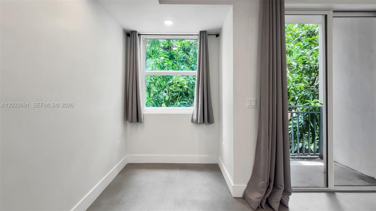 1536 Nw 15th Ave #103 - Photo 7 of 28
