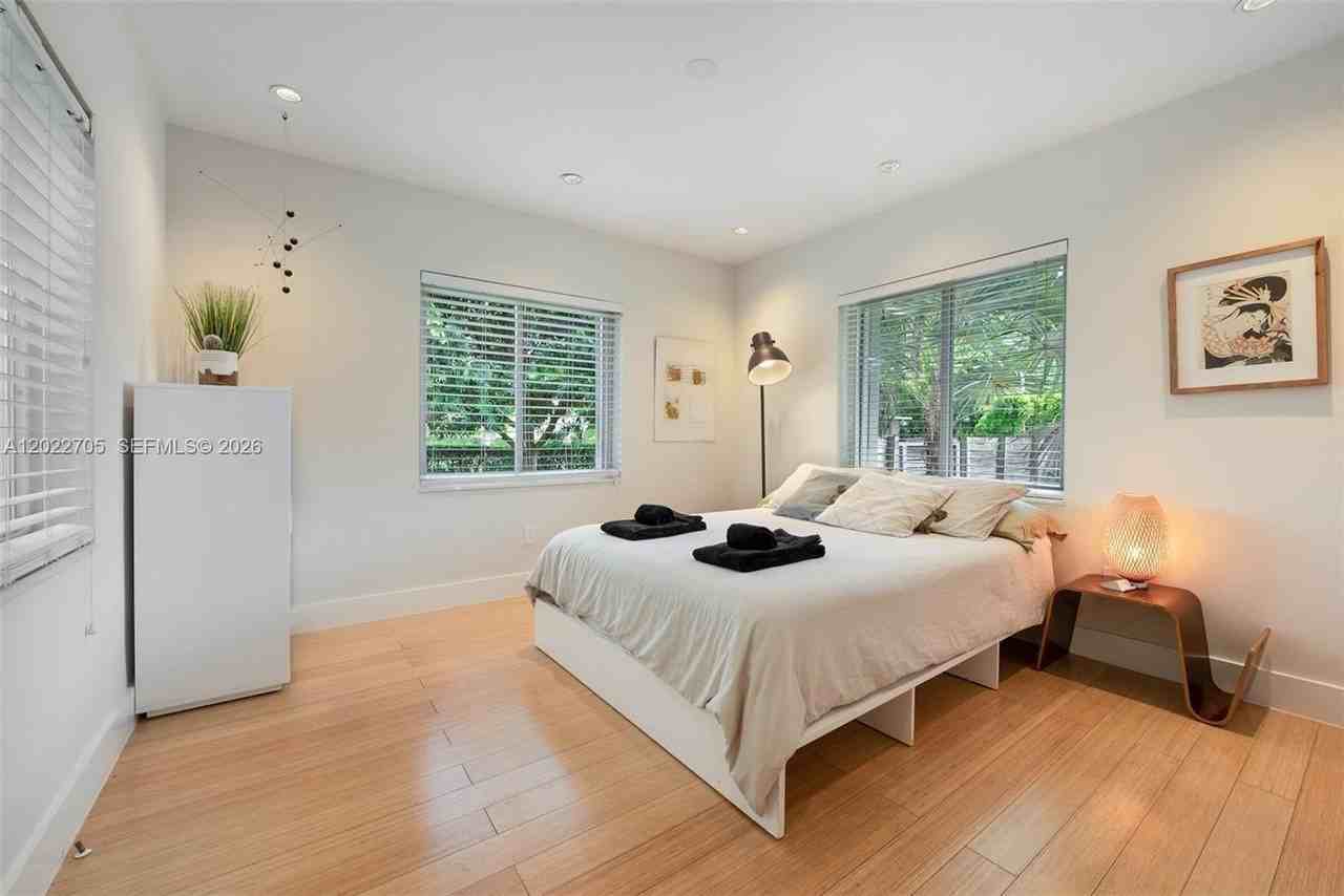 5800 Sw 50th Ter #5800 - Photo 5 of 16