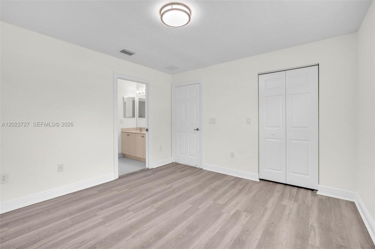 18011 Sw 41st St #0 - Photo 7 of 50