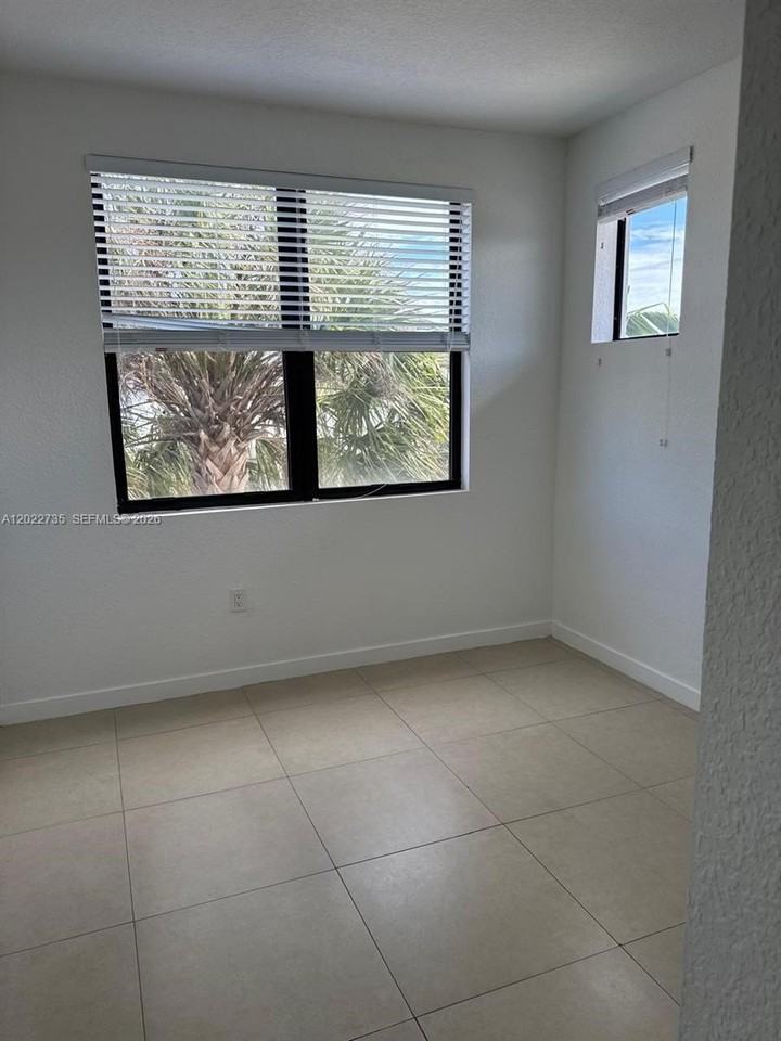 13381 Sw 251st Ter #201 - Photo 3 of 8