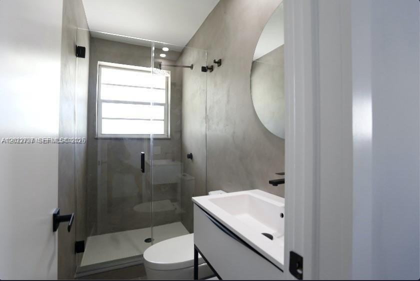 324 Washington Ave #D - Photo 6 of 9