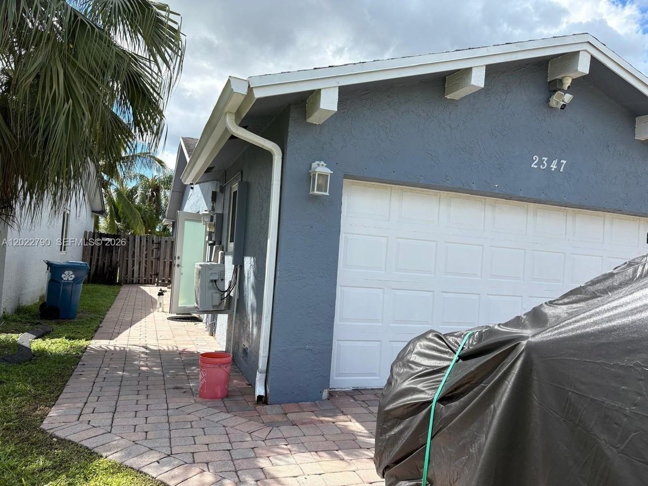 2347 Nw 107th Ave #B - Photo 2 of 19
