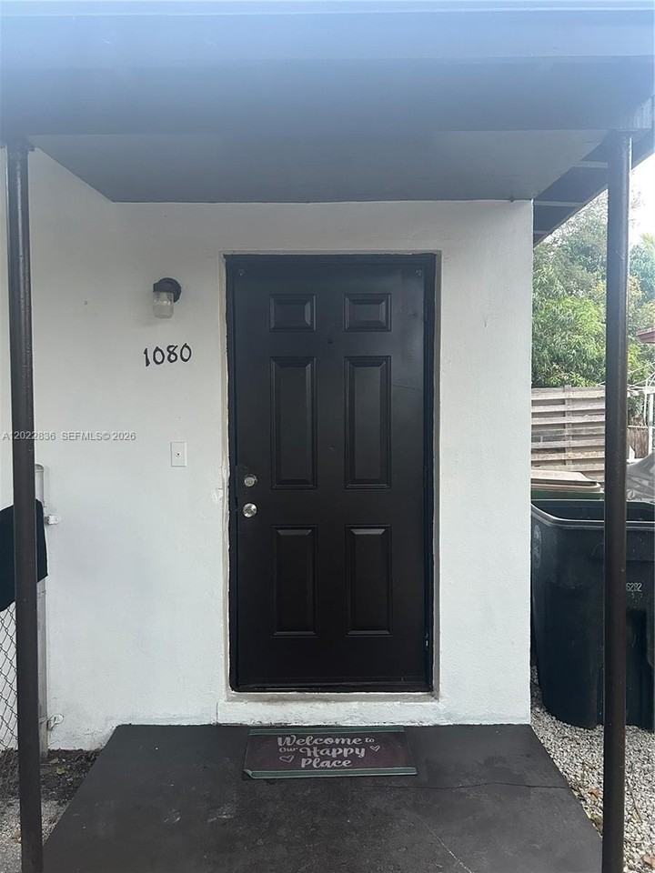 1080 Nw 121st St - Photo 3 of 34