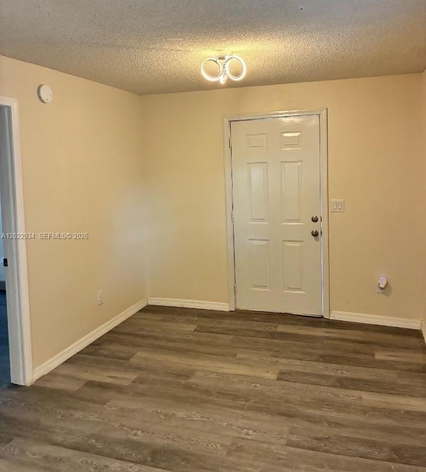 117 5th St Ne #113 - Photo 2 of 12