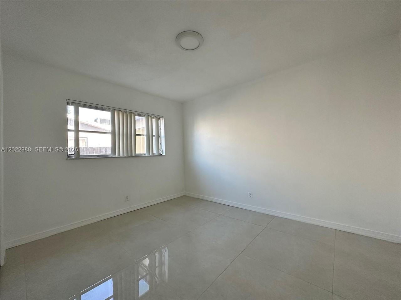 480 Nw 42nd Ct #2 - Photo 4 of 15