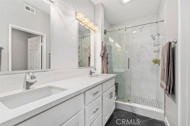 98 Shorebreaker Dr - Photo 3 of 8