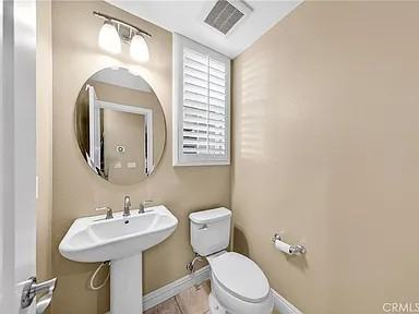 2976 E Coalinga Dr - Photo 3 of 8