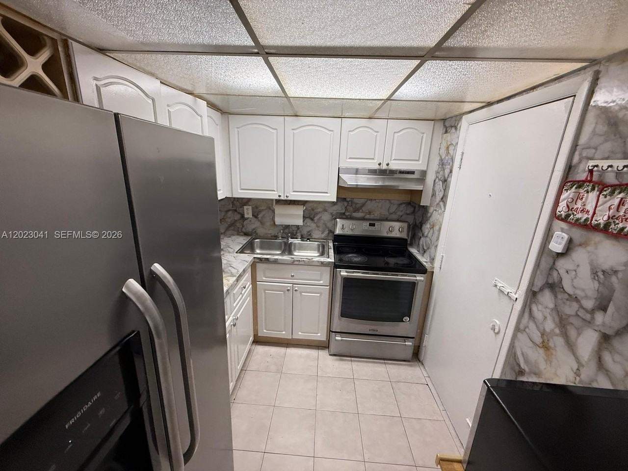 17101 Nw 57th Ave #102 - Photo 4 of 11