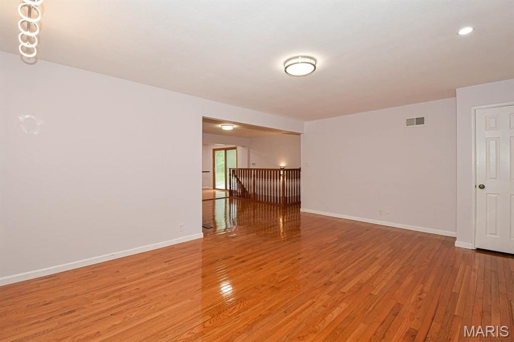 819 Renee Ln - Photo 4 of 46