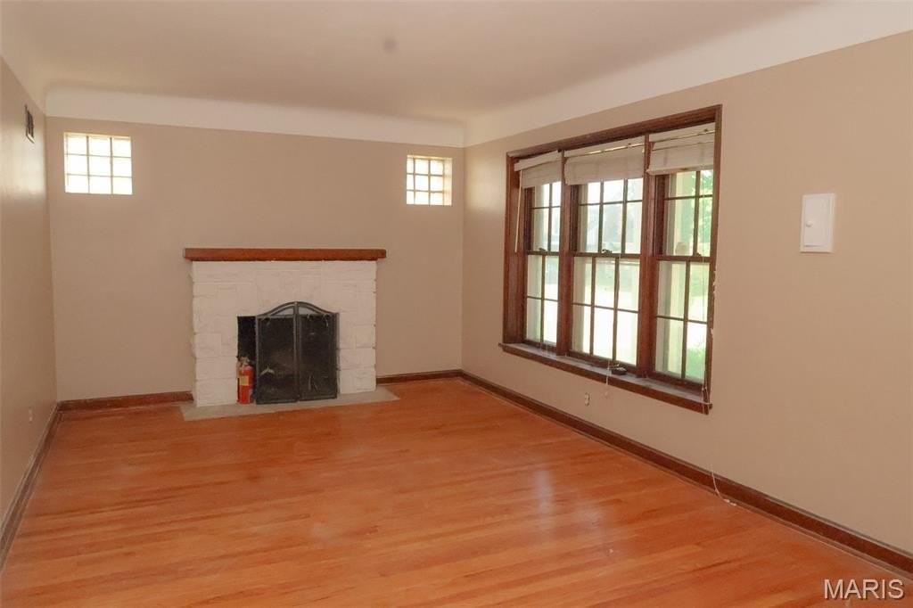 1067 Melvin Ave - Photo 3 of 14