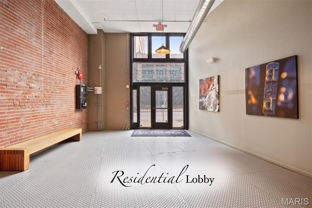 1611 Locust St #603 - Photo 4 of 10