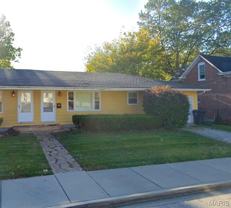 310 S 10th St - Photo 1 of 1
