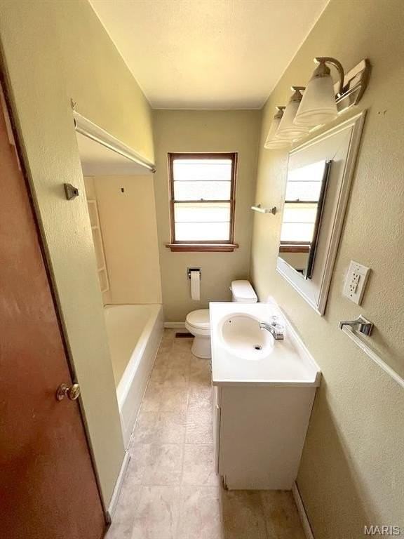 310 S 10th St - Photo 7 of 9