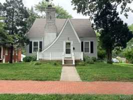featured image of 513 W Saint Louis St
