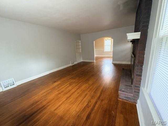 513 W Saint Louis St - Photo 4 of 28