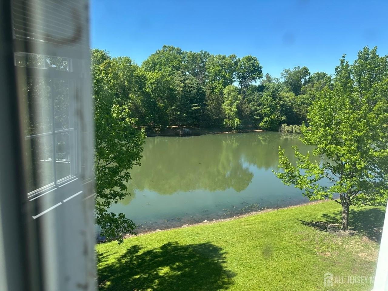 304 Wimbeldon Ct - Photo 6 of 19
