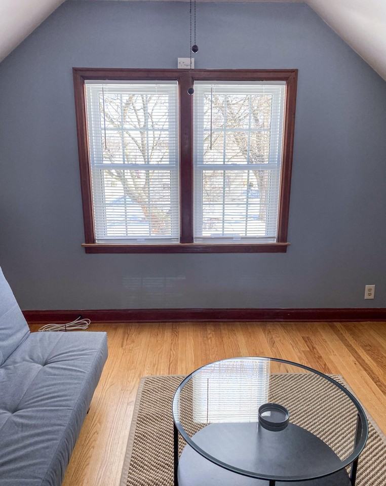 3521 S Logan Ave - Photo 3 of 19