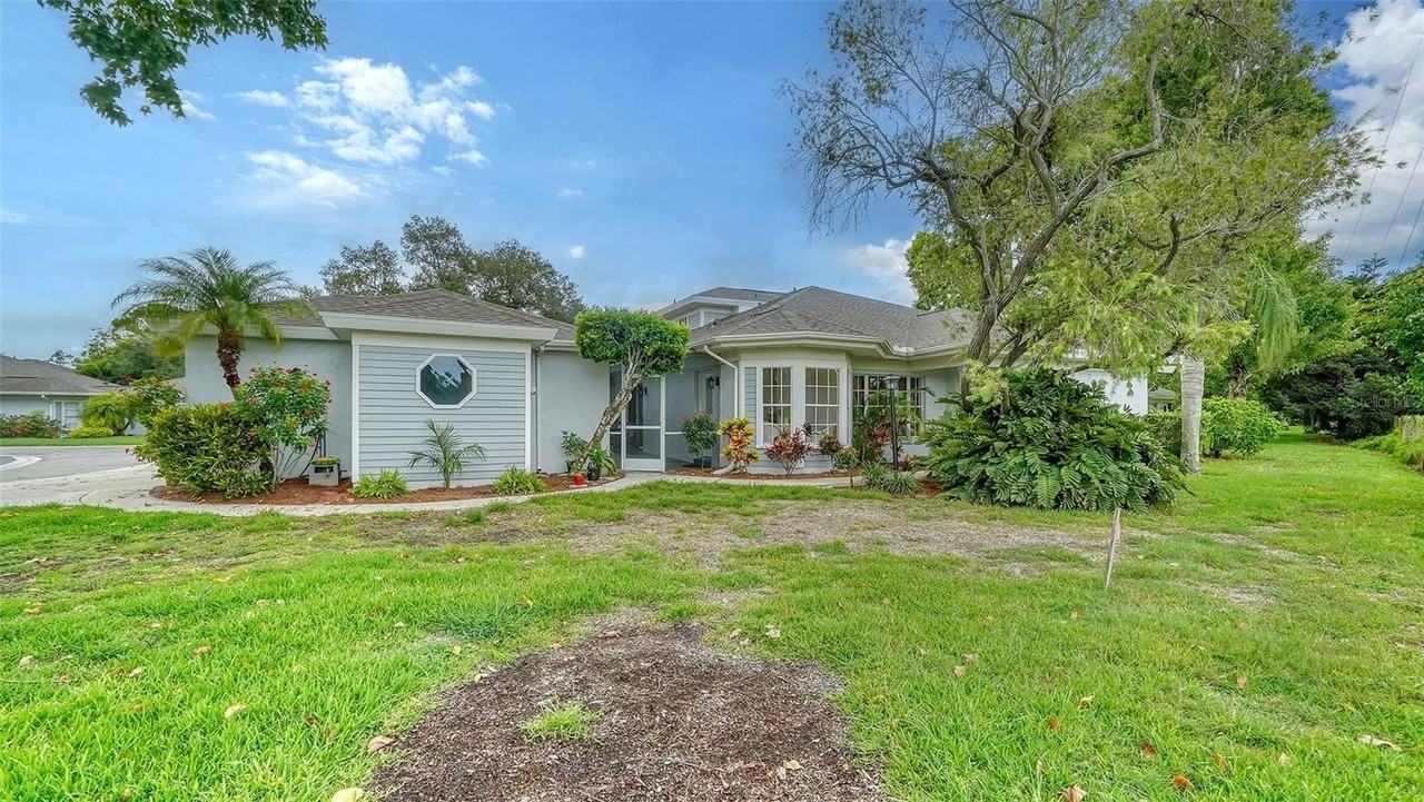 6467 Carrington Cir #43 - Photo 3 of 50