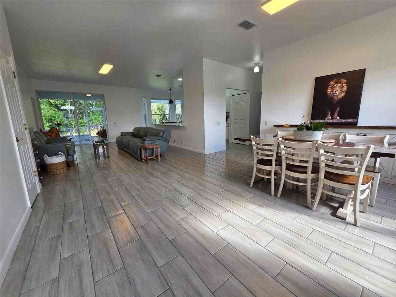3323 Songbird Ln - Photo 2 of 21
