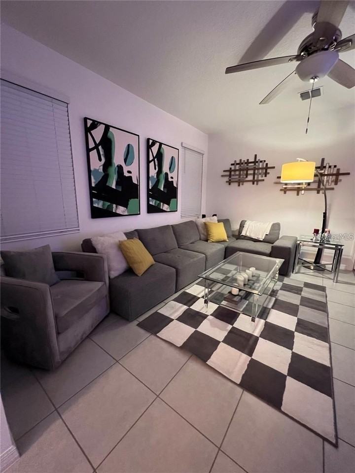 2510 Sedge Grass Way - Photo 4 of 44