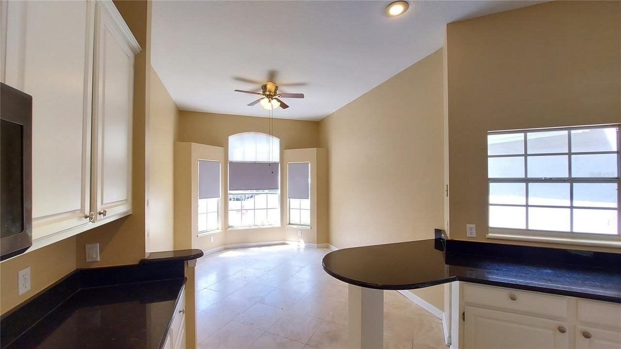 14314 Mandolin Dr - Photo 4 of 42