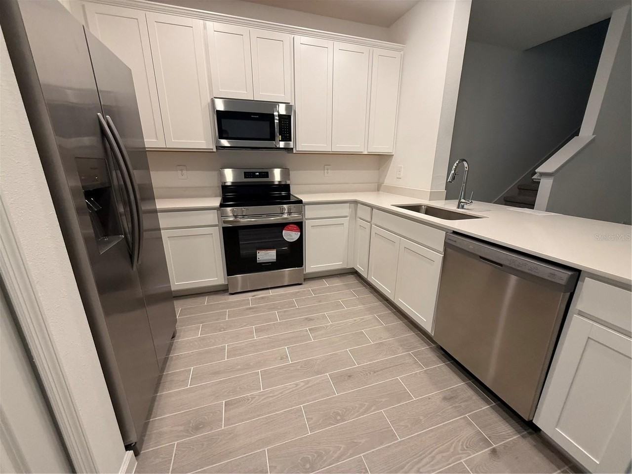 3674 Se 37th Ct - Photo 4 of 29