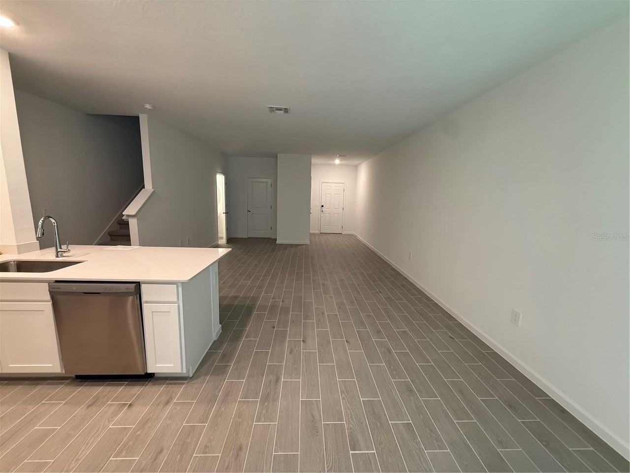 3674 Se 37th Ct - Photo 7 of 29