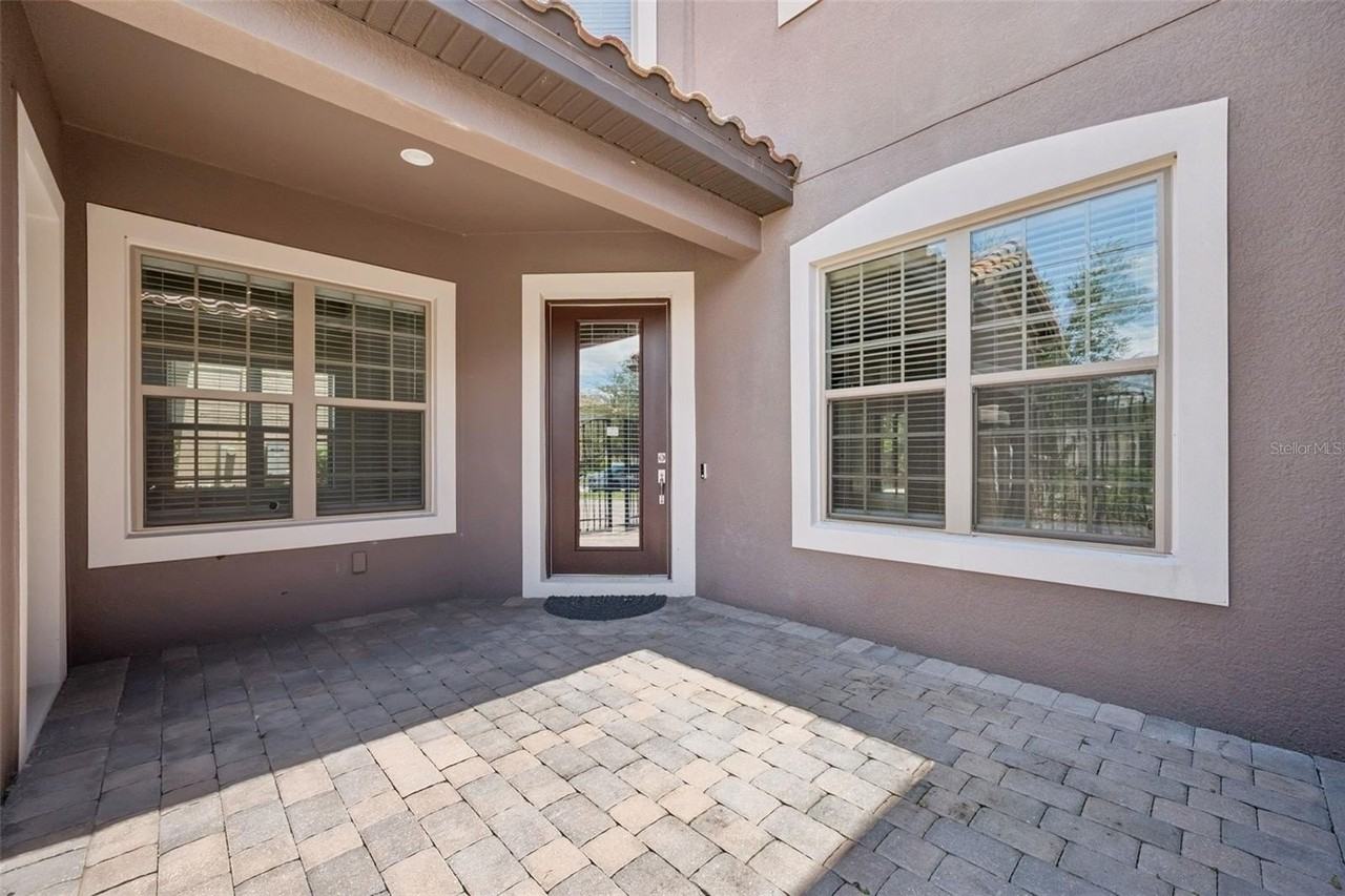 10819 Savona Way - Photo 4 of 50