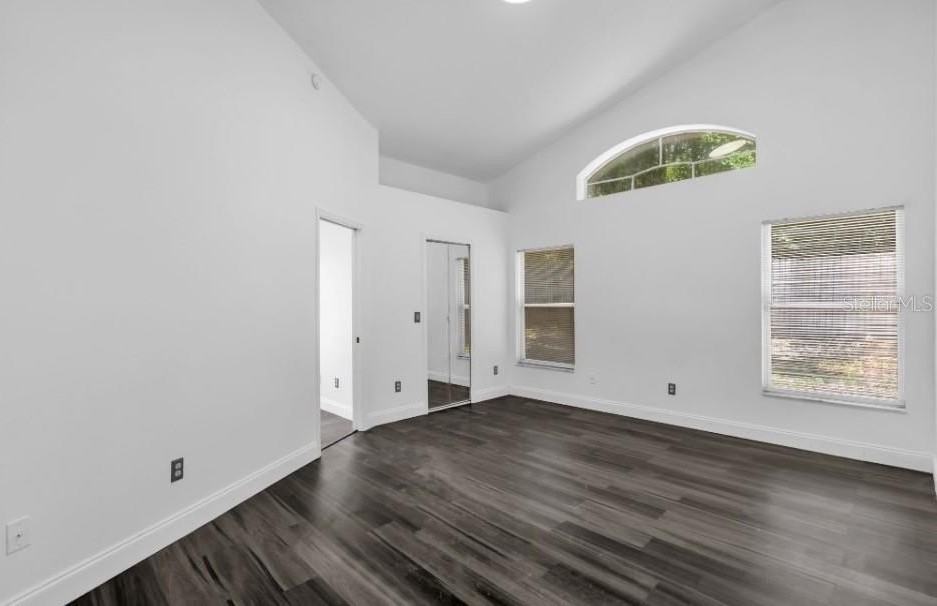 608 Bridge Creek Blvd - Photo 2 of 30