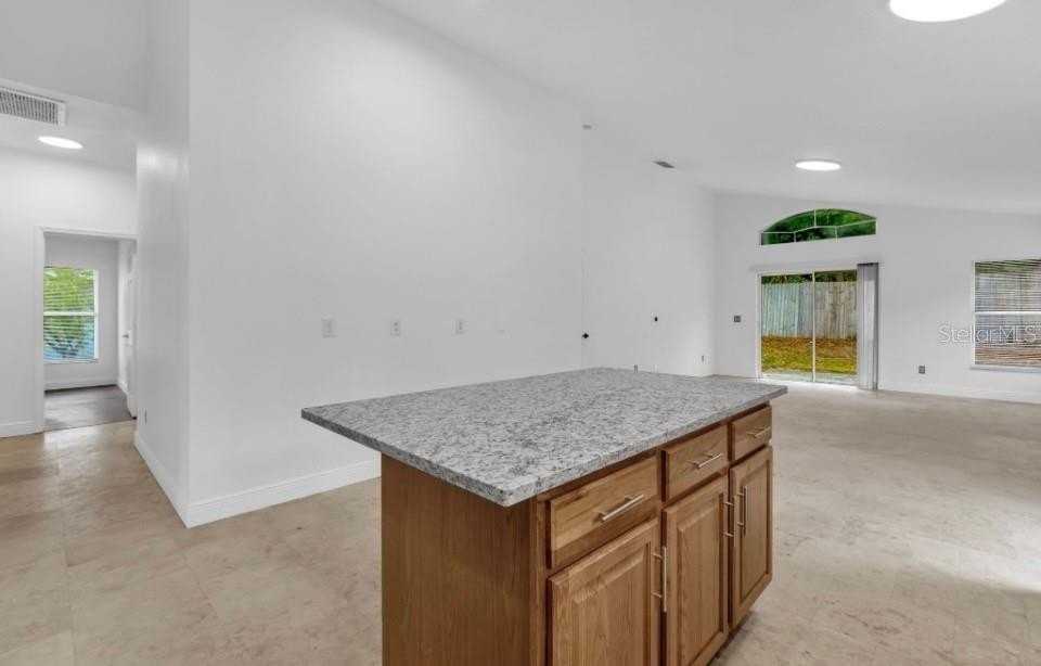 608 Bridge Creek Blvd - Photo 7 of 30