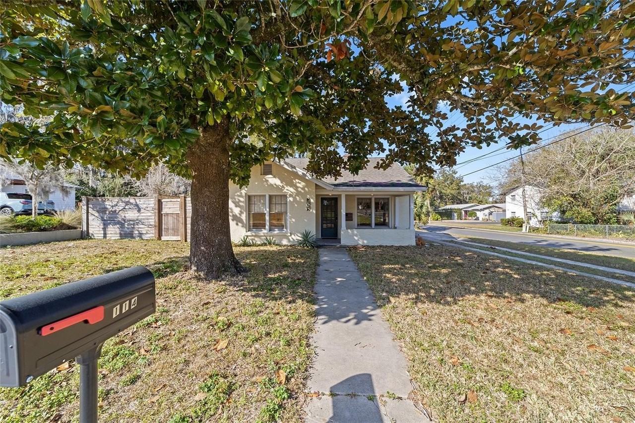 114 Ne 11th Ave - Photo 4 of 41