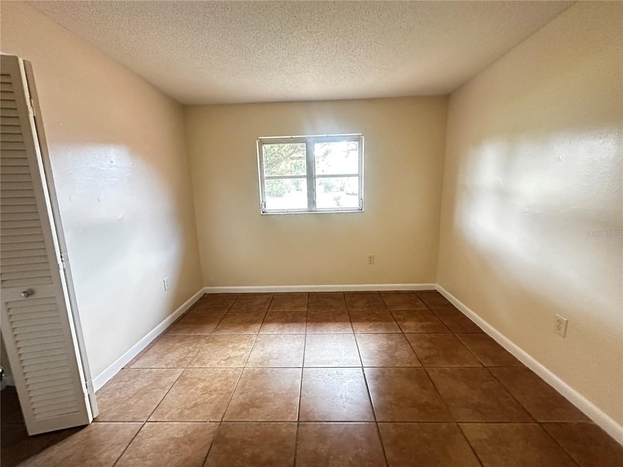 708 Bahia Cir - Photo 6 of 10