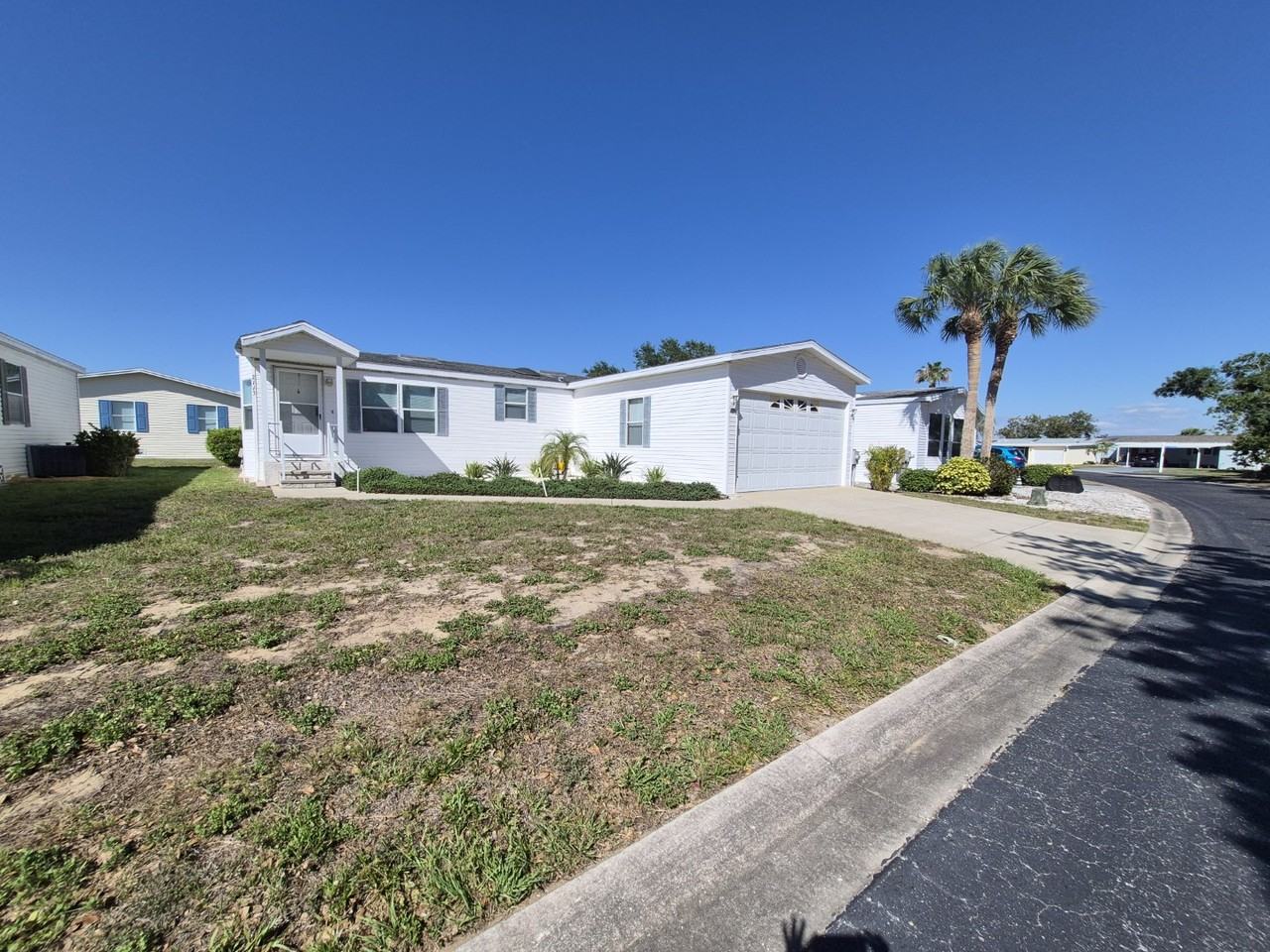 2113 Sawgrass Ln