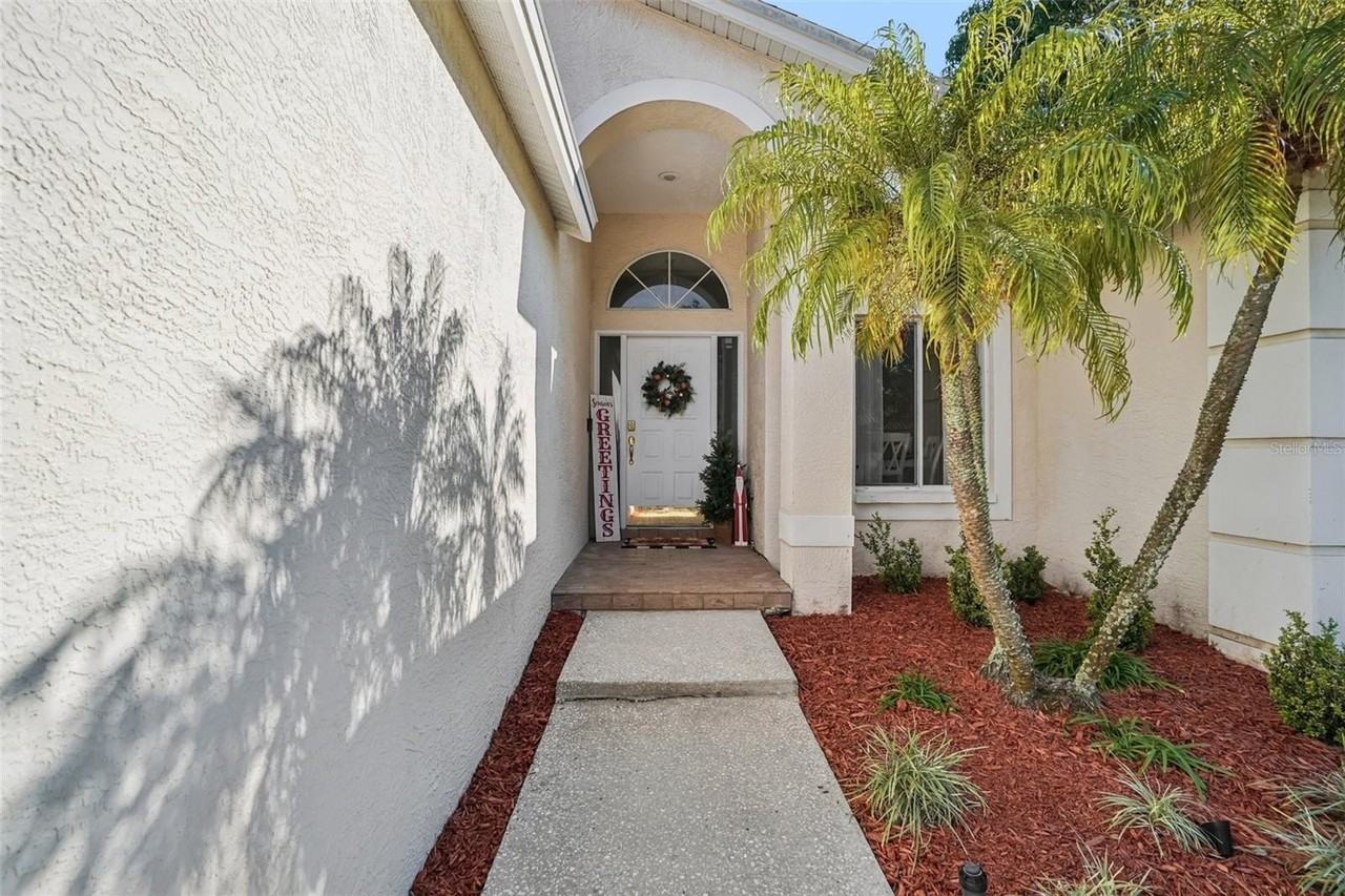3132 Shoreline Dr - Photo 4 of 30
