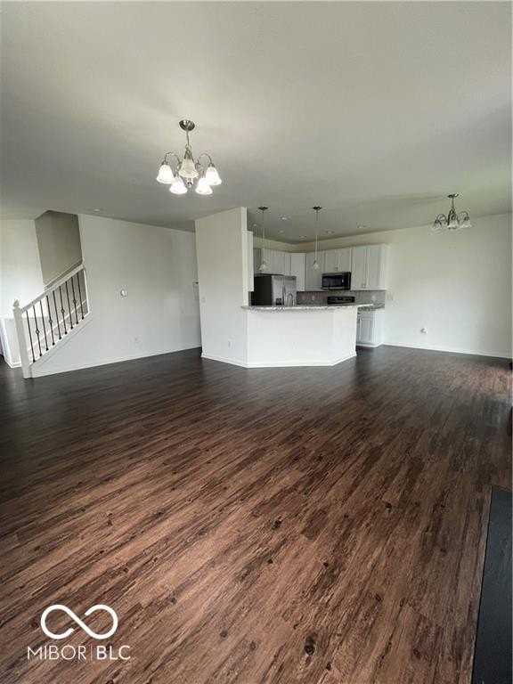 9652 Wild Iris Dr - Photo 4 of 17