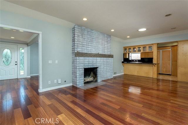6250 Altura Ave - Photo 7 of 8