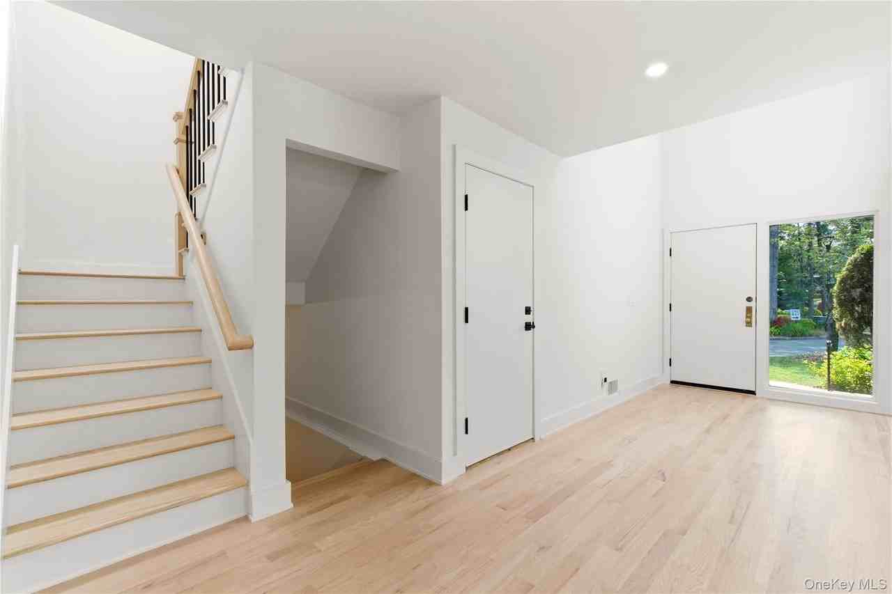 67 Short Way - Photo 3 of 36