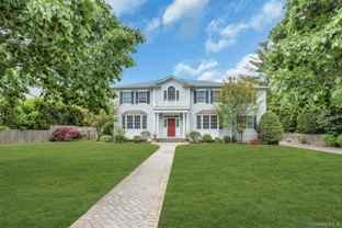 11 Plandome Dr - Photo 1 of 1