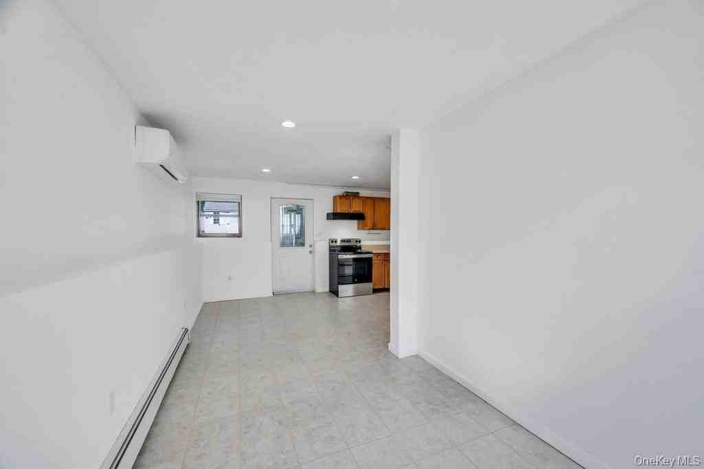 20 Handsome Ave - Photo 5 of 17