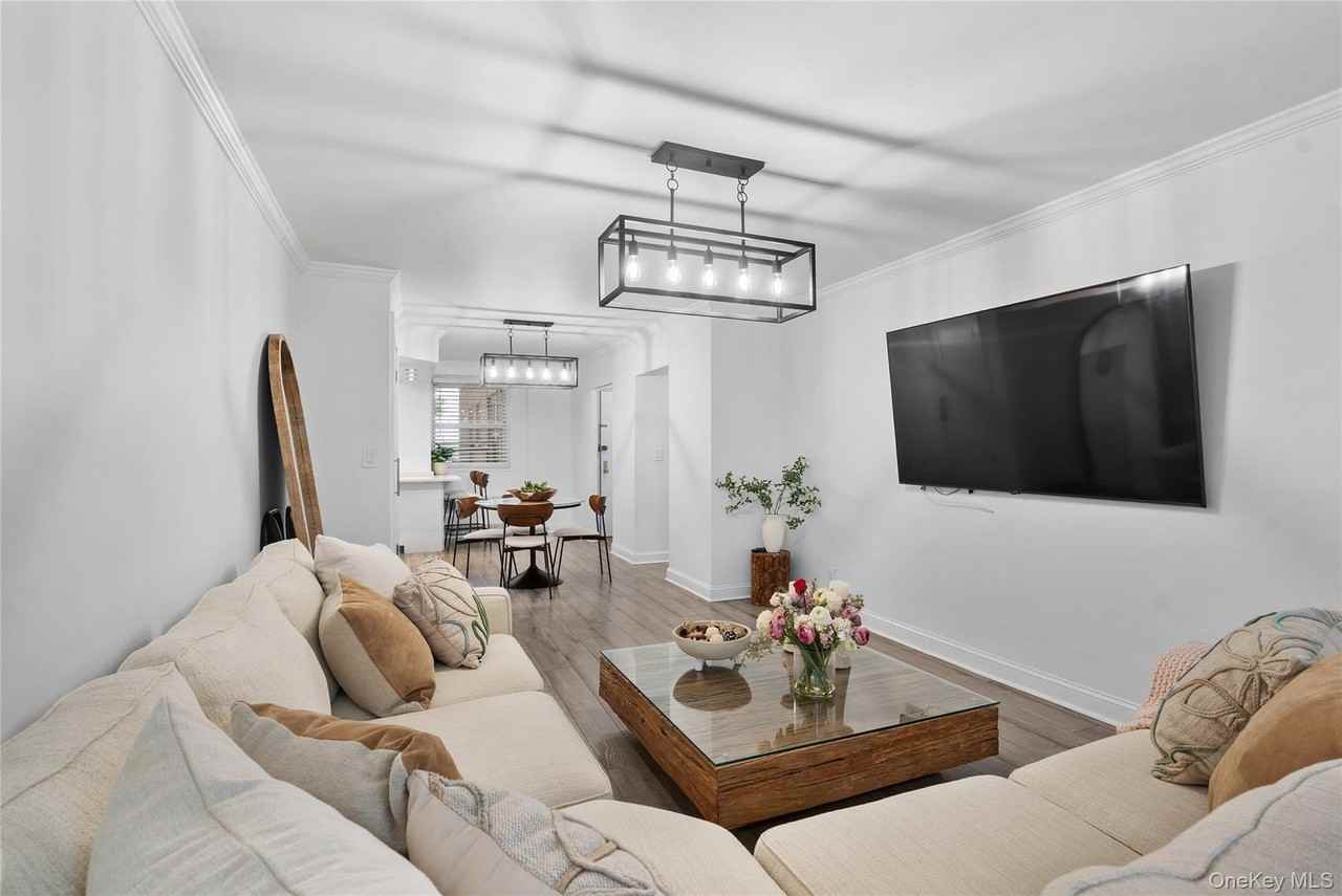 5800 Arlington Ave #1K - Photo 5 of 21