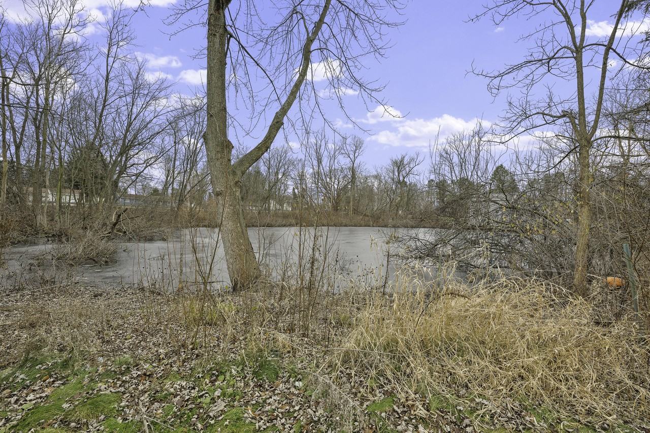 2245 S Commerce Rd - Photo 5 of 22