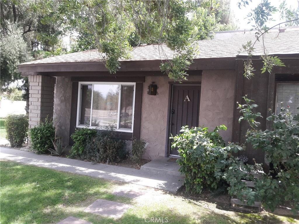 2100 Pinon Springs Cir - Photo 3 of 20