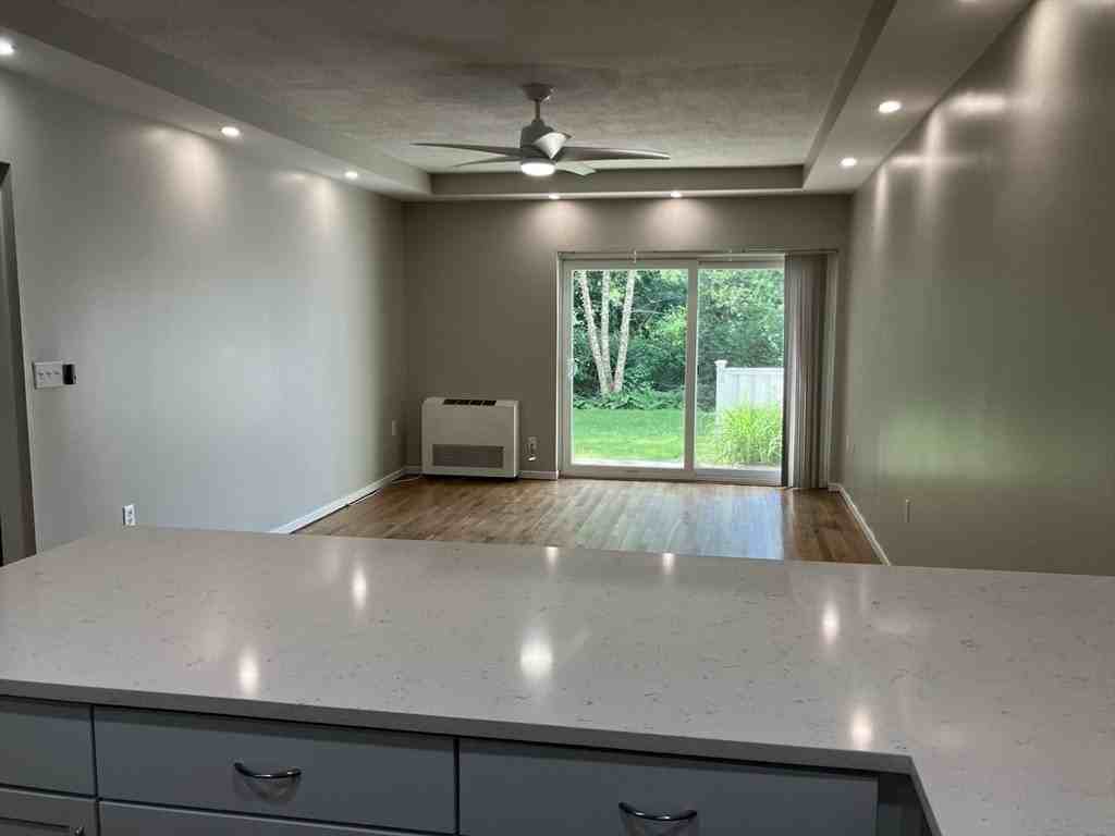 231 Coolidge Ave #401 - Photo 3 of 18