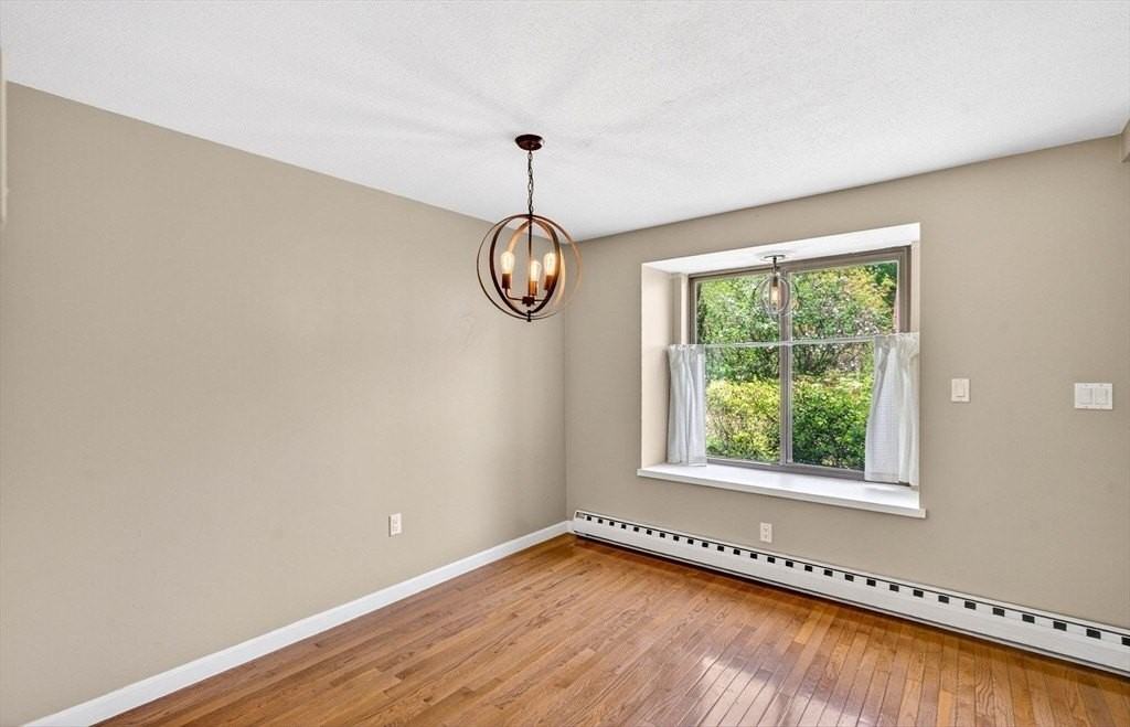 35 Hazen Rd #F6 - Photo 6 of 39