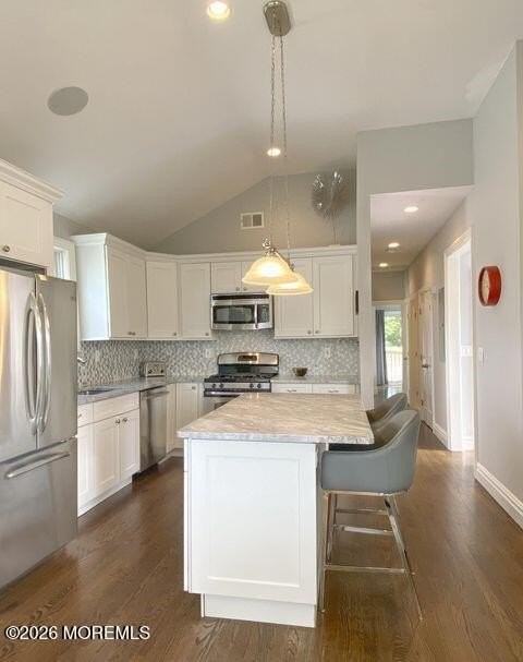 18 Meadowbrook Ave #A - Photo 5 of 19
