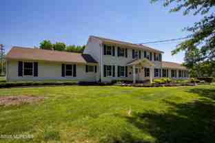 220 Branch Ave - Photo 1 of 1